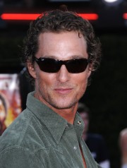 Matthew-McConaughey---The-Los-Angeles-Premiere-Of-Tropic-Thunder-01.md.jpg