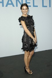 Camilla Belle Chanel Cruise Show by Karl Lagerfeld 2008 03