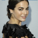 Camilla-Belle---Chanel-Cruise-Show-by-Karl-Lagerfeld-2008-05