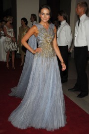 Camilla-Belle---Poiret-King-of-Fashion-Costume-Institute-Gala-07.md.jpg