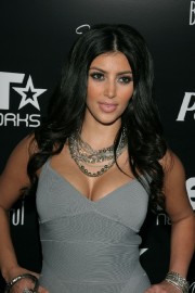 Kim-Kardashian---1st-Annual-Pre-BET-Awards-Party-21.md.jpg
