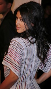 Kim-Kardashian---Premiere-Of-Somebody-Help-Me-09.md.jpg
