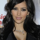 Kim-Kardashian---Hollywood-Life-Breakthrough-of-the-Year-Awards-04