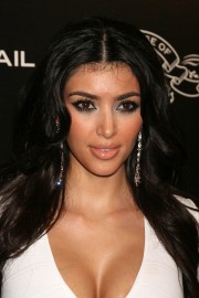 Kim-Kardashian---House-of-Hype-Pre-Grammy-Party-03.md.jpg