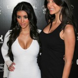 Kim-Kardashian---House-of-Hype-Pre-Grammy-Party-15