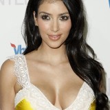 Kim-Kardashian---Intermixs-VH1-Rock-Honors-VIP-Party-16