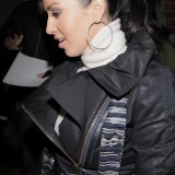 Kim-Kardashian---Leaving-Mr-Chows-Restaurant-26th-Dec-08