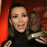 Kim-Kardashian---Opening-of-Home-St-Louis-07