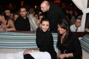 Kim Kardashian At The Pool At Harrah's In Atlantic City 18