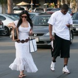 Kim-Kardashian-Sightings-In-Malibu-08