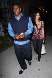 Kim-Kardashian-and-Reggie-Bush-at-Birthday-Celebration-at-Simon-LA-08.md.jpg