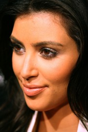Kim Kardashian Launch Party For The New BlackBerry 8330 Pink Curve 10