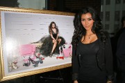 Kim-Kardashian-at-ShoeDazzle-19.md.jpg