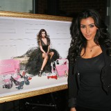 Kim-Kardashian-at-ShoeDazzle-19