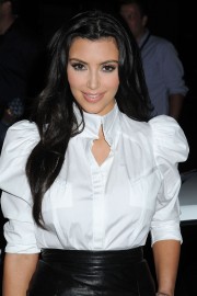 Kim-Kardashian---2009-Pepsi-Max-Bullrun-Launch-Party-10.md.jpg