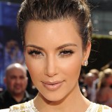 Kim-Kardashian---62nd-Annual-Primetime-Emmy-Awards-01
