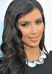 Kim-Kardashian---Aces-Angels-Celebrity-Poker-Party-13.md.jpg
