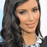 Kim-Kardashian---Aces-Angels-Celebrity-Poker-Party-13