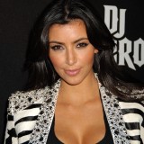 Kim-Kardashian---DJ-Hero-Launch-03