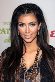 Kim-Kardashian---Esquire-House-Hollywood-Hills-Rock-The-Vote-04.md.jpg