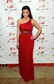 Kim-Kardashian---Heart-Truths-Red-Dress-Collection-2010-09.md.jpg