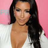 Kim-Kardashian---Hollywood-Life-6th-Hollywood-Style-Awards-42