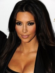 Kim-Kardashian---Lavo-Nightclub-2-Year-Anniversary-Party-32.md.jpg
