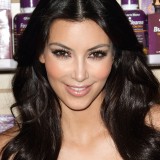 Kim-Kardashian---Meet-and-Greet-In-Miami-22