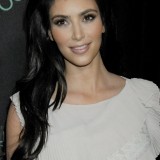 Kim-Kardashian---New-Book-Mommywood-15