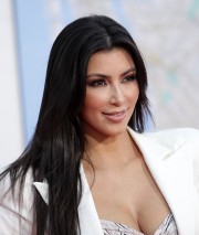 Kim-Kardashian---Premiere-Of-The-Taking-Of-Pelham-123-08.md.jpg