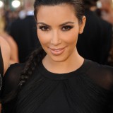 Kim-Kardashian---Premiere-Of-The-Twilight-Saga-Eclipse-08