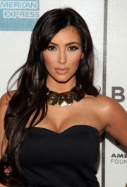 Kim-Kardashian---Premiere-Of-Wonderful-World-06.md.jpg