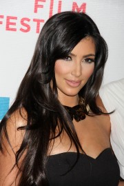 Kim-Kardashian---Premiere-Of-Wonderful-World-17.md.jpg