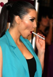 Kim-Kardashian---Sugar-Factory-Grand-Opening-31.md.jpg