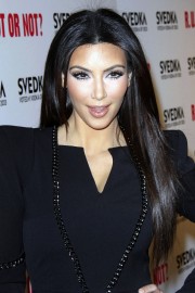 Kim-Kardashian---Svedka-Vodka-Battle-Of-The-Bots-05.md.jpg