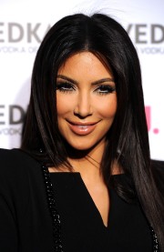 Kim-Kardashian---Svedka-Vodka-Battle-Of-The-Bots-15.md.jpg