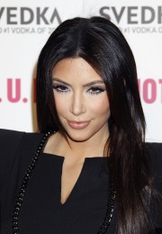 Kim-Kardashian---Svedka-Vodka-Battle-Of-The-Bots-16.md.jpg