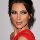Kim-Kardashian---Unmasking-For-The-Resnick-Pavilion-13