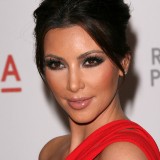 Kim-Kardashian---Unmasking-For-The-Resnick-Pavilion-20