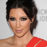 Kim-Kardashian---Unmasking-For-The-Resnick-Pavilion-41