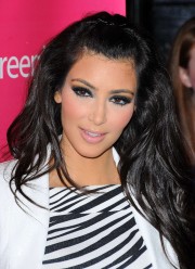 Kim-Kardashian-Hosts-The-Three-O-Vodkas-New-Bubble-Flavor-Launch-Party-19.md.jpg