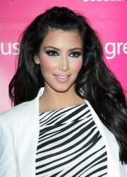 Kim-Kardashian-Hosts-The-Three-O-Vodkas-New-Bubble-Flavor-Launch-Party-34.md.jpg