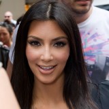 Kim-Kardashian-Makes-Instore-Appearance-Optus-01