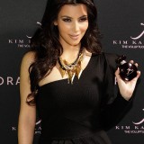 Kim-Kardashian-Promotes-Her-New-Fragrance-07