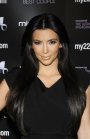 Kim-Kardashian-Promotes-The-Ultimate-Engagement-Ring-14.md.jpg