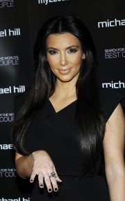 Kim-Kardashian-Promotes-The-Ultimate-Engagement-Ring-16.md.jpg
