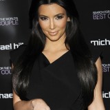 Kim-Kardashian-Promotes-The-Ultimate-Engagement-Ring-18