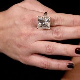 Kim-Kardashian-Promotes-The-Ultimate-Engagement-Ring-21