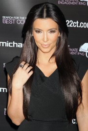 Kim-Kardashian-Promotes-The-Ultimate-Engagement-Ring-38.md.jpg
