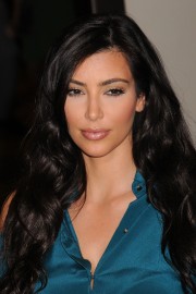 Kim-Kardashian-Visits-MTVs-Its-On-With-Alexa-Chung-09.md.jpg